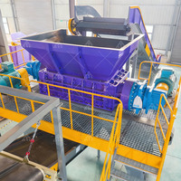Broyeur de déchets plastiques à double arbre robuste pour ligne de recyclage de tuyaux, pare-chocs et fûts en plastique