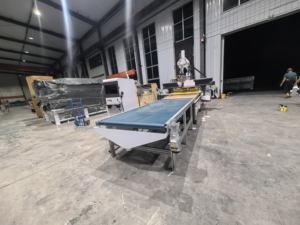 Macchina CNC Router ATC per la produzione di ante di mobili e armadi, 2100*3000mm, con tavolo di carico e scarico automatico e nesting CNC - Product Image 6