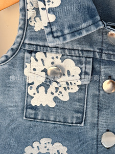 Nuovo Set Estivo 2026 per Ragazze: Top Senza Maniche con Stampa Denim e Gonna Corta in Jeans, Completo Due Pezzi alla Moda - Product Image 4