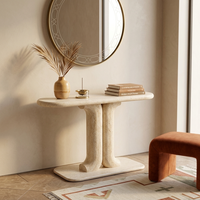 Table console en travertin beige, style moderne minimaliste, table d'entrée, table de couloir en pierre naturelle, mobilier de villa de luxe, Émirats arabes unis