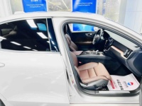 V-olvo S60 2023 B4 Smart Luxury Edition d'occasion, faible kilométrage, équipements luxueux, voiture familiale, vente chaude.
