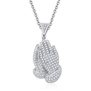 Colgante de Manos en Oración con Estilo Hip Hop, Brillante, Plateado, Diseño Moderno y Elegante, Joyería de Moda en Venta - Product Image 1