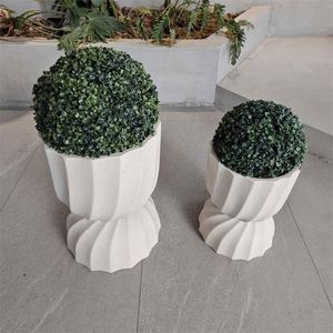 Grands pots de fleurs ronds en béton, style nordique, pour plantes d'extérieur, vente en gros - Product Image 4