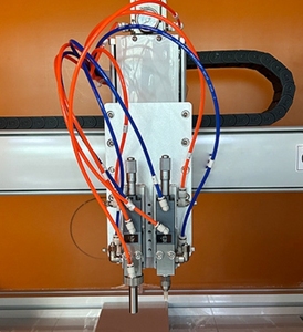 Ứng dụng của máy phủ keo ba bằng chứng nhỏ trong phòng thí nghiệm cho bảng PCB năng lượng mới - Product Image 3