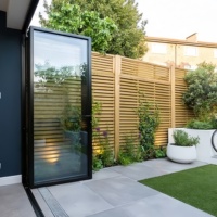 Véranda personnalisée Porte pliante extérieure en accordéon Porte coulissante en verre Patio bi-pliante plus de panneaux Aluminium Bi Porte pliante à vendre
