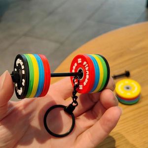 Llavero Creativo de PVC con Diseño de Mini Barra de Pesas, Colgante para Mochila Escolar, Regalo, Marca OEM, Hecho en China, Llavero de Levantamiento de Pesas - Product Image 5