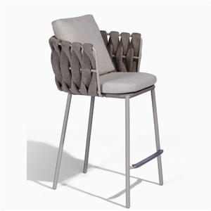 Tabourets de bar d'extérieur en rotin avec structure métallique, durables, pour usage commercial - Product Image 2