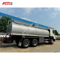 Camión cisterna de aceite Sinotruk HOWO reacondicionado de segunda mano de alto estándar 6X4 Camión cisterna de combustible de 25000 litros con volante a la izquierda a la venta