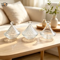 Bol à bonbons en verre transparent à sommet pyramidal, récipient décoratif avec couvercle pour la maison, l'organisation de la cuisine, les fêtes, les mariages et les cadeaux.