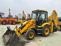 Pelleteuse multifonctionnelle d'occasion 8.5 tonnes JCB 3CX Pelleteuse à moteur Cummins à vendre