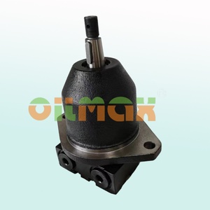 Moteur hydraulique F070823 pour John Deere 810E 1010E 1070E 1110E 1170E 1210E 1270E - Product Image 1