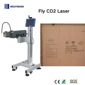 เครื่องเลเซอร์ CO2 สำหรับทำเครื่องหมายวันที่หมดอายุบนขวดเครื่องดื่ม  รุ่น Wdotmark Hot Sale Flying รองรับการใช้งานกับสายการผลิตอัตโนมัติ - Product Image 1