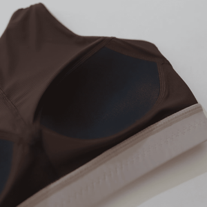 Sujetador deportivo de cuello alto OEM de Taiwán para mujer, elástico en 4 direcciones, con espalda cruzada y copas 3D fijas para yoga - Product Image 5
