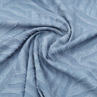 Tissu jacquard tissé en polyester 5206 avec découpes et motifs floraux 3D