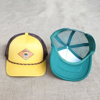 Casquettes Trucker 5 Panneaux pour Hommes, Vente Directe Usine, Logo Imprimé Personnalisé, Dos en Mousse et Maille, Visière Courbée avec Cordon, Idéales pour l'Été et l'Extérieur