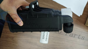 Filtro de Caja de Fibra de Carbono 149507892R para <span class=keywords><strong>Renault</strong></span> <span class=keywords><strong>Clio</strong></span> IV 2012 2013 2014 <span class=keywords><strong>2015</strong></span> 2016 2017 2018 2019 2020 2021 - Product Image 4