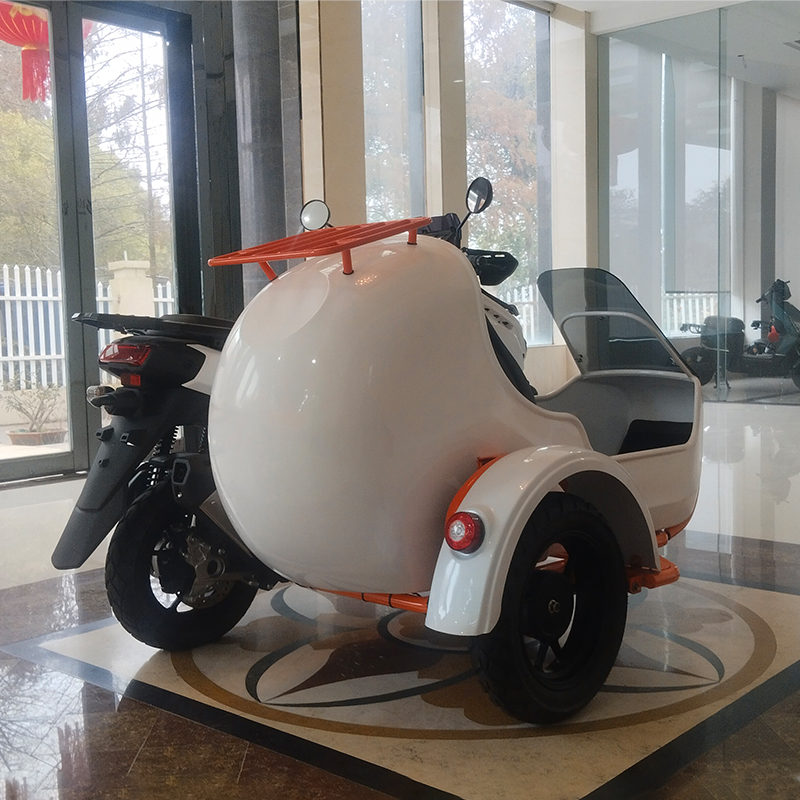 Prix le plus bas Modèle 125cc 150CC Scooter à gaz avec 3 sièges Cyclomoteur de grande taille Voiture latérale à trois roues pour adultes Scooters