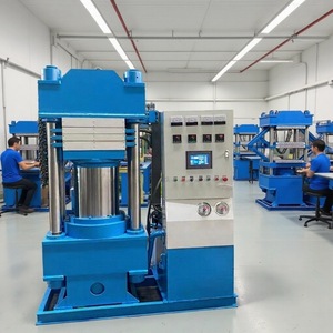 เครื่องอัดไฮดรอลิกแบบสี่เสาสี่คาน พร้อมระบบควบคุม PLC สำหรับงานขึ้นรูปโลหะในอุตสาหกรรม - Product Image 1