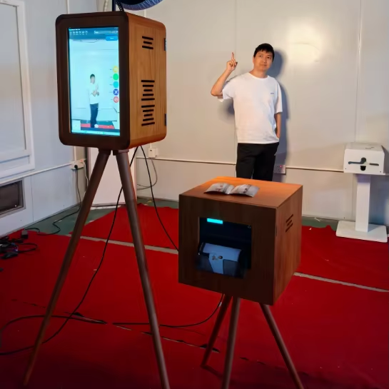Настраиваемый Логотип Интерактивная деревянная стойка для принтера для фотобудки, забавный маркетинговый инструмент, совместимый с iPad DSLR-камерой