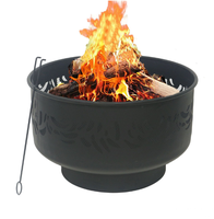 Barbecue de camping extérieur moderne en fer avec foyer au charbon de bois pour terrasse
