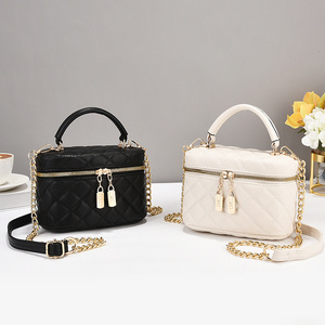 Nuova borsa da donna con grande capacità <span class=keywords><strong>e</strong></span> sensazione di fascia alta 2024 la nuova borsa da donna alla moda, casual, semplice <span class=keywords><strong>e</strong></span> alla moda 19450 - Product Image 5
