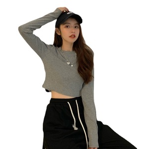 Camiseta básica blanca coreana de manga larga para mujer, estilo crop top, que deja al descubierto el ombligo, adelgazante y a la moda, para otoño. - Product Image 5