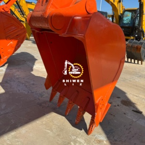 รถขุดตีนตะขาบฮิตาชิ ZX240 มือสองคุณภาพสูงจากญี่ปุ่น น้ำหนัก 24 ตัน กำลังขุดสูง พร้อมเครื่องยนต์และมอเตอร์หลักสำหรับขาย - Product Image 2