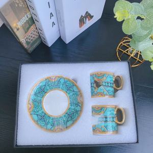 Nouveau produit : Ensemble de 2 tasses en céramique, style Europe occidentale, ensembles de café de luxe, ensembles pour salon, tasses à thé et soucoupes en porcelaine - Product Image 2