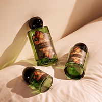 Recharge d'huile parfumée pour diffuseur à bâtonnets AIKUN en verre vert avec étiquette florale personnalisée pour la décoration de chambre d'hôtel