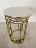 Ensemble de table d'appoint moderne pour salon en marbre avec cascade et dessus en céramique lot de 3 tables d'appoint imbriquées avec dessus en céramique lot de 3