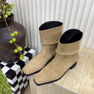 Botas vaqueras occidentales de tacón grueso con punta cuadrada y estilo holgado para mujer, modelo 2026 vintage. - Product Image 1
