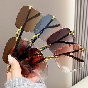 New Korean Style UV resistant <b>sunglasses</b> without frames trendy square rimless sun glasses for women - Product Image 1