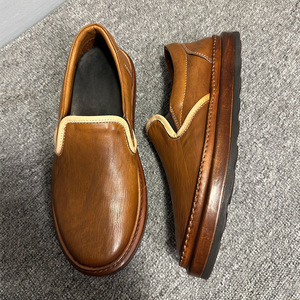 Mocassins en cuir pour hommes, marron café, à talon moyen, à enfiler, chaussures de conduite décontractées, couleur unie, avec détails de couture - Product Image 3