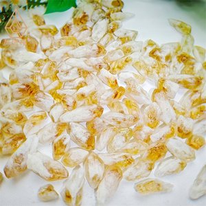 Cristales de Cuarzo Citrino Naturales de 2-4 cm, Piedras Curativas Pulimentadas, Espécimen en Bruto para la Fabricación de Joyas - Product Image 1