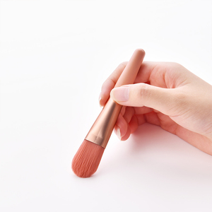 New <span class=keywords><strong>Beauty</strong></span> Essentials Cosmetic Tool ODM Nude Pink Professional 7PCs Juego de brochas de maquillaje Mimo de viaje con mango corto con estuche cosmético - Product Image 5