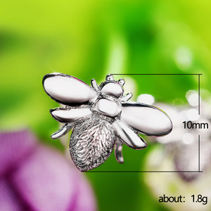 Orecchini a Perno a Forma di Ape per Donne, Accessori di Moda Carini Stile Insetto per Uso Quotidiano - Product Image 5