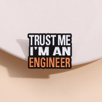 Épinglettes personnalisé minimaliste créatif lettre broche Unique anglais Phrase insigne en métal pour les tenues à la mode
