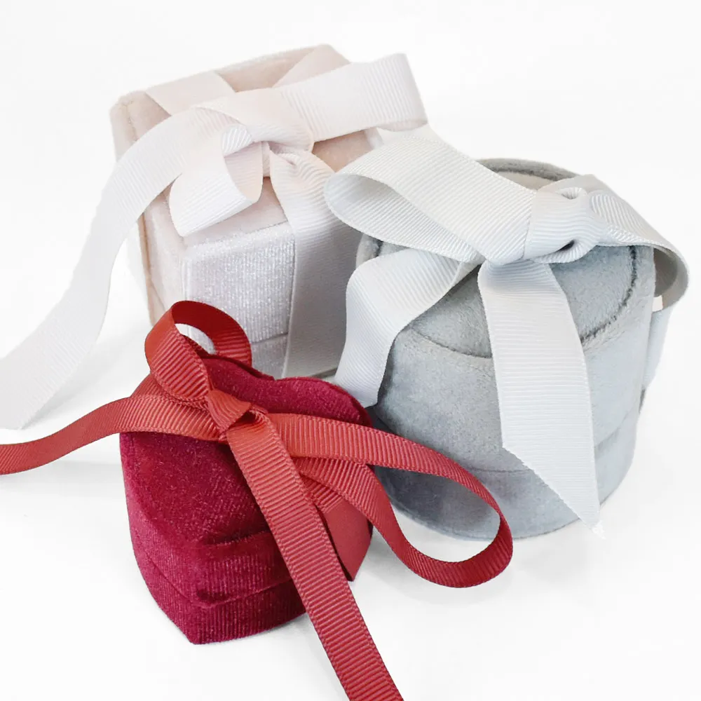 Новое поступление, красное бархатное двойное кольцо в форме сердца, Свадебная подарочная упаковочная коробка, обменная коробка для свадебных колец с вставкой из пены и лентой