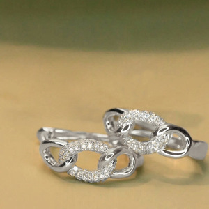 Orecchini a clip dal design minimalista per donna, gioielli di moda per l'ufficio e l'uso quotidiano - Product Image 6