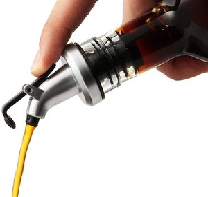 Ugello antigoccia sale <span class=keywords><strong>pepe</strong></span> <span class=keywords><strong>olio</strong></span> <span class=keywords><strong>e</strong></span> aceto set di 12 pezzi barattolo di stoccaggio zucchero <span class=keywords><strong>e</strong></span> spezie condimenti Set di contenitori - Product Image 4