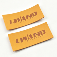 Étiquettes en cuir PU personnalisées avec logo, écologiques, sérigraphiées pour jeans, étiquettes de vêtements à coudre, accessoires vestimentaires, vente en gros OEM