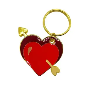 رخيصة التسامي شعار مخصص على شكل قلب كيرينغ شخصية لينة المينا الصلبة