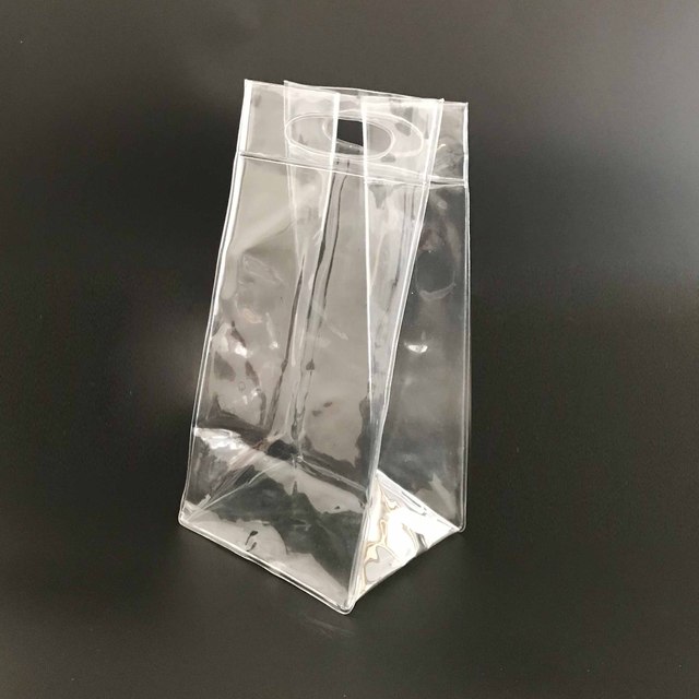 Custom Cold Resistant Portable Plastic Pvc Ice Bag Pvc Handle Bag for Wine