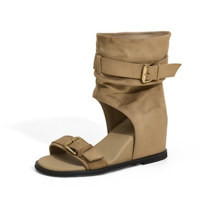 Sandales compensées mi-mollet à talon dissimulé pour femme, style urbain, confortables, en microfibre, doublure en polyuréthane, collection été, de créateur de luxe - Product Image 1