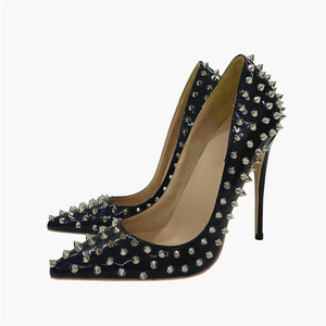 Venta al por mayor de comercio exterior transfronterizo: Nuevo modelo 2026 de elegantes zapatos de tacón alto con remaches, sin cordones, de 12CM/10CM, con punta en pico y tacón de aguja. - Product Image 5