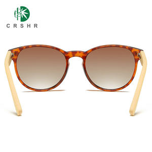 <span class=keywords><strong>Occhiali</strong></span> <span class=keywords><strong>da</strong></span> <span class=keywords><strong>sole</strong></span> polarizzati con Logo personalizzato più venduti in legno riciclato e bambù rotondi <span class=keywords><strong>da</strong></span> <span class=keywords><strong>donna</strong></span> - Product Image 5