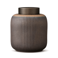 Urne funéraire artisanale en céramique écologique pour cendres de chiens et de chats, avec double couvercle et bouchon intérieur, design cannelé – Vente en gros