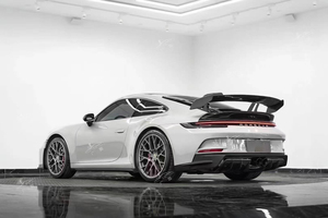 Pièces sèches en fibre de carbone Diffuseur arrière Lèvre de pare-chocs arrière Spoiler modifié pour Porsche <span class=keywords><strong>911</strong></span> 992 <span class=keywords><strong>GT3</strong></span> Style OEM - Product Image 2