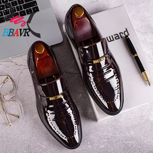 Mocasines de Cuero Patentado para Hombre BBAVR, con Punta en Pico, Estilo Slip-On, Color Sólido, para Oficina, Carrera Profesional, Uso Formal, Todas las Temporadas - Product Image 2
