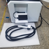Limpieza láser de fibra de pulso para limpiador láser de superficies metálicas 50W 100W 200W mini máquina removedora de óxido láser portátil pulsada precio